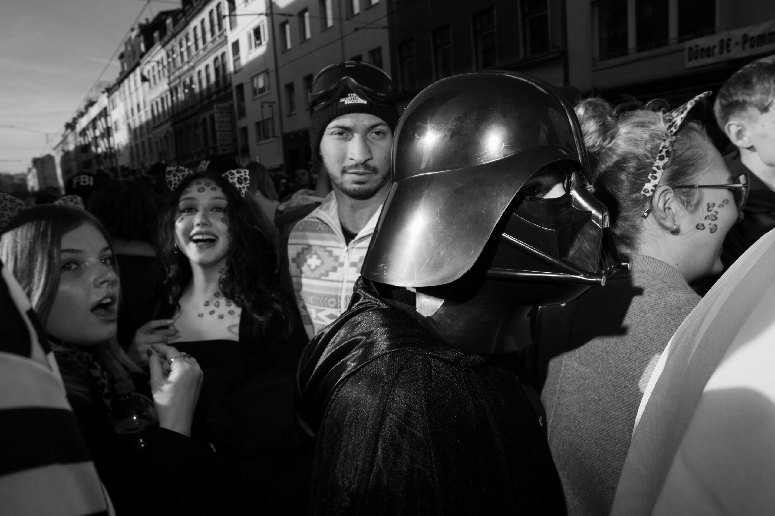 Karneval NIK 3612 Scaled