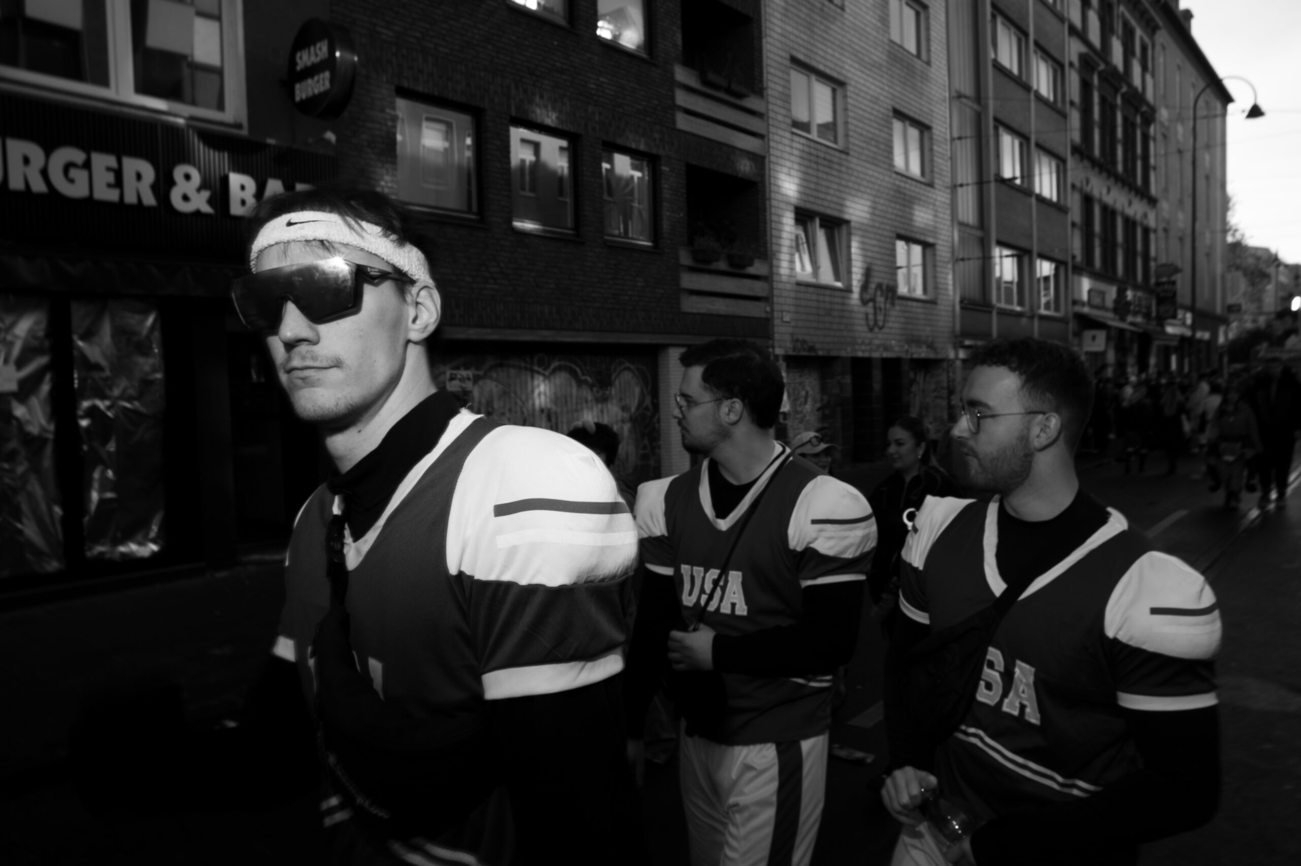 Karneval NIK 3703 Scaled